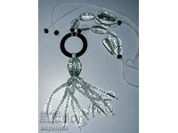 КРАСИВО  МАСИВНО КОЛИЕ.СТЪКЛО