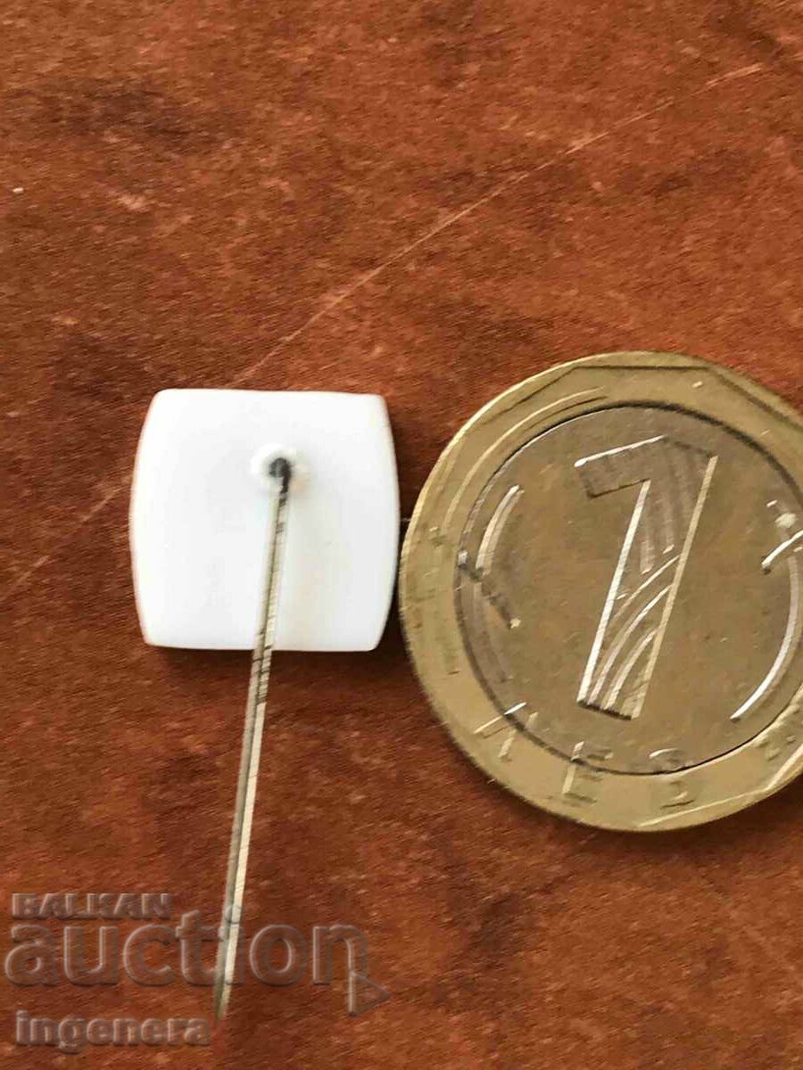 BADGE with price 3.00 BGN | € 1.53 BADGE with price 3.00 BGN | € 1.53