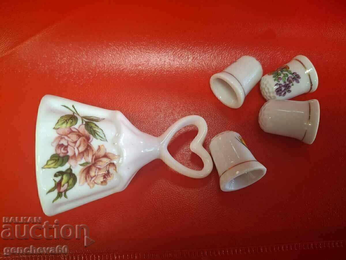 Delivery of Porcelain bell, "heart" and thimbles 4pcs Delivery of Porcelain bell, "heart" and thimbles 4pcs