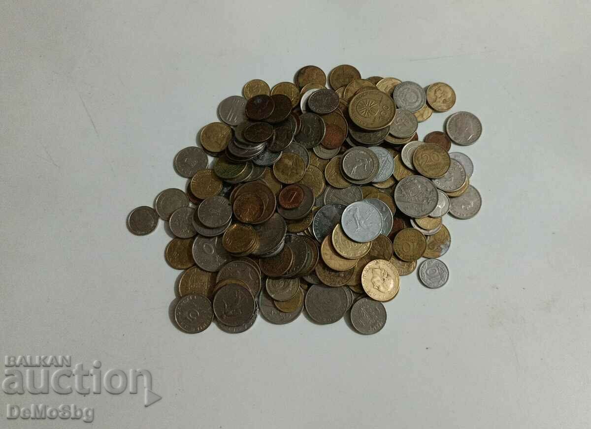 Lot of over 200 coins