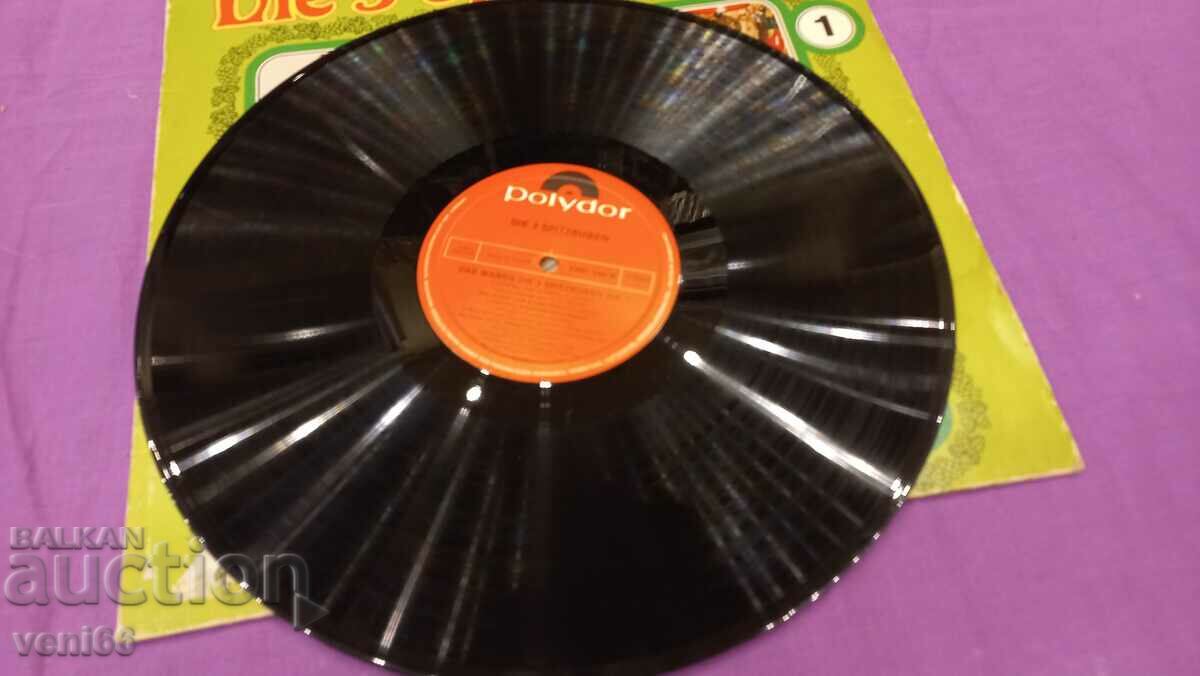 Gramophone record Die 3 Spitzbuben with price 3.00 BGN | € 1.53 Gramophone record Die 3 Spitzbuben with price 3.00 BGN | € 1.53
