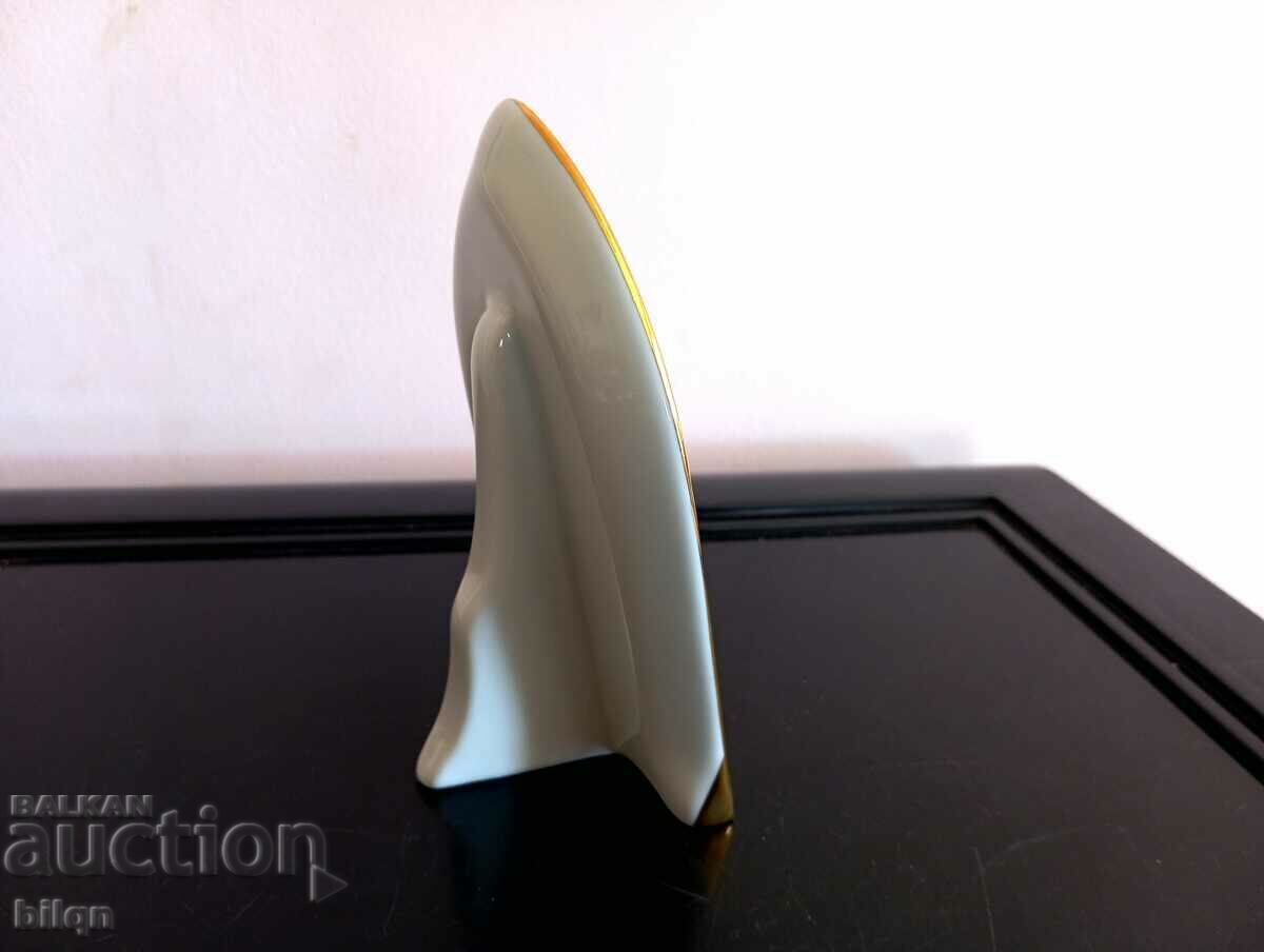 Livrarea Mare icoană germană din porțelan cu auriu Livrarea Mare icoană germană din porțelan cu auriu