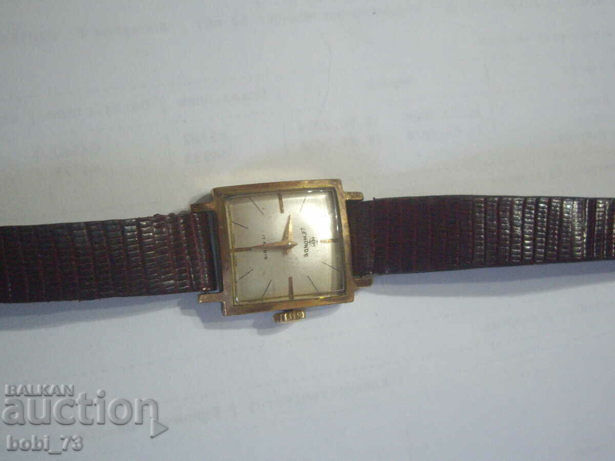 Часовник''Лемонде'' с цена € 15.34 | 30.00 лв.