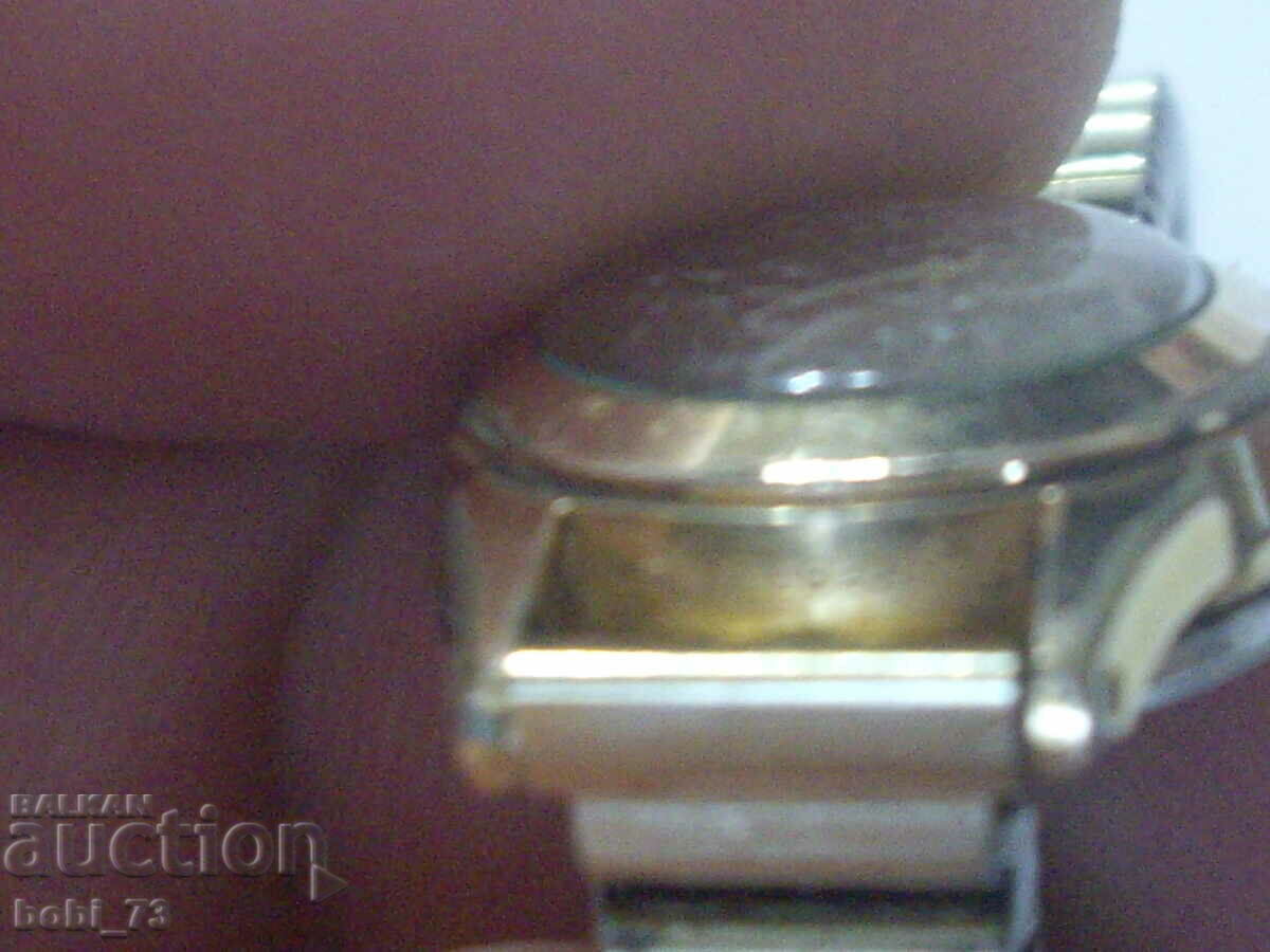 Delivery of Women's watch, gold-plated.