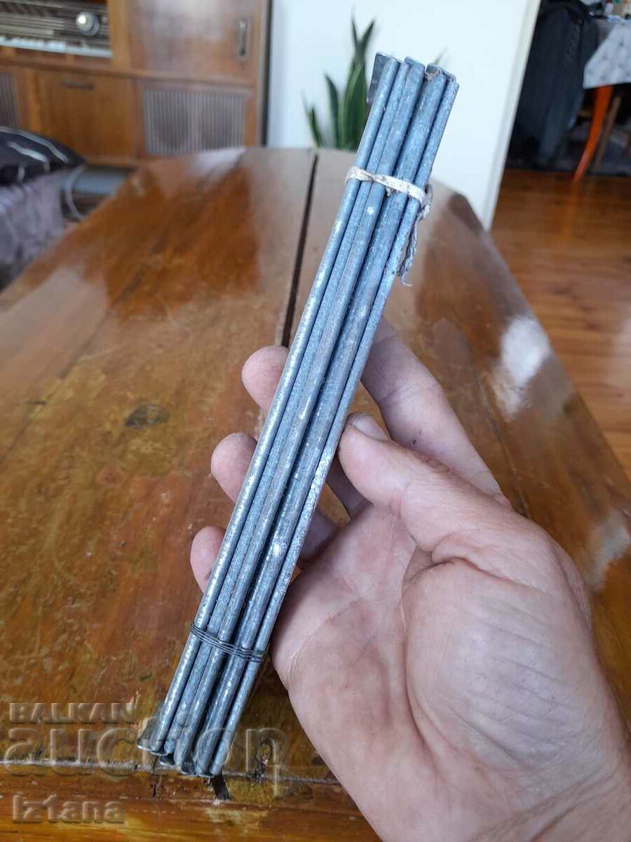 Δημοπρασία Παλιά μελισσοκομική φύλακας ποντικιών Δημοπρασία Παλιά μελισσοκομική φύλακας ποντικιών