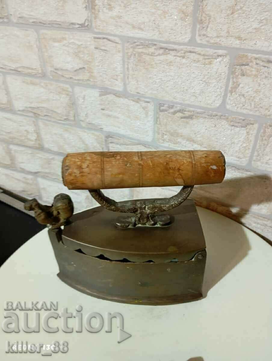 Bronze iron rare with price 120.00 BGN | € 61.36 Bronze iron rare with price 120.00 BGN | € 61.36