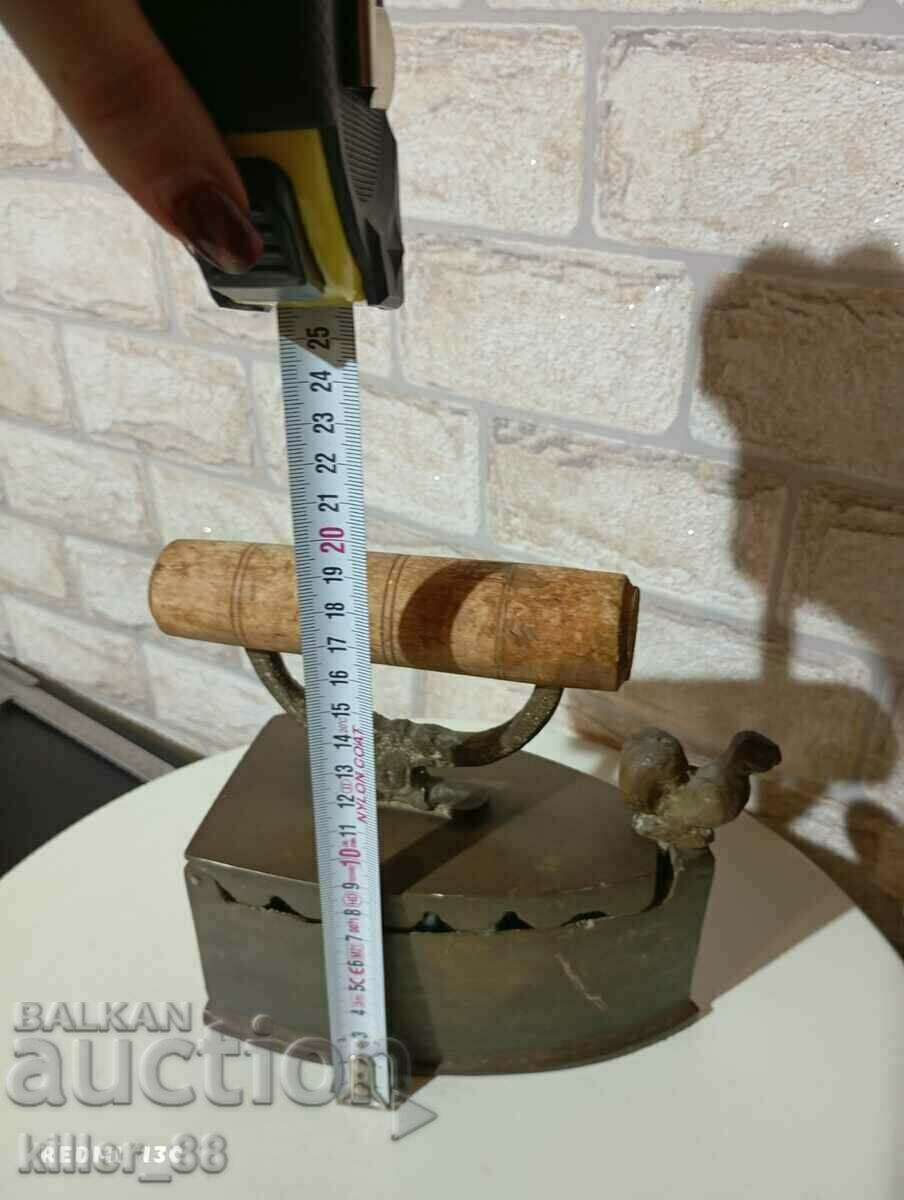 Delivery of Bronze iron rare Delivery of Bronze iron rare