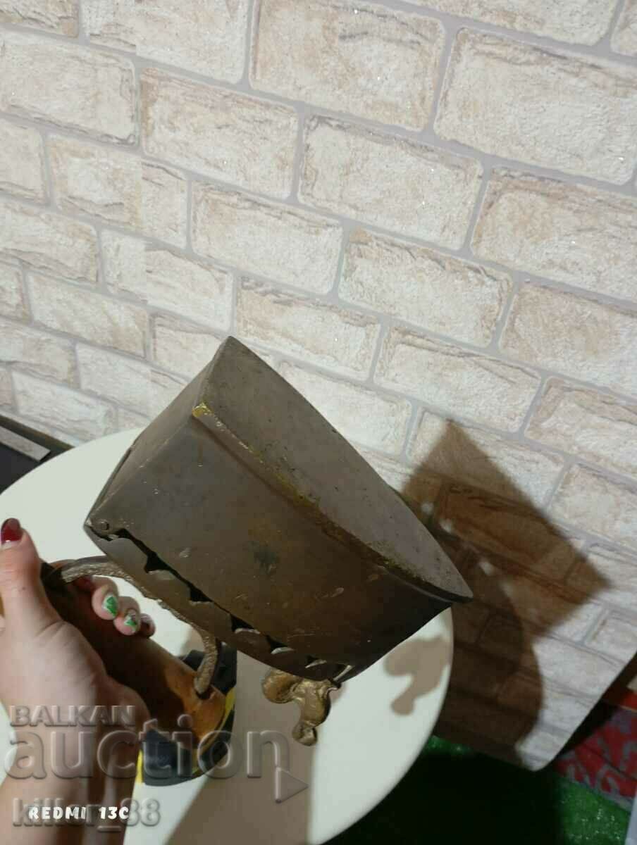 Bronze iron rare - 5 Bronze iron rare - 5