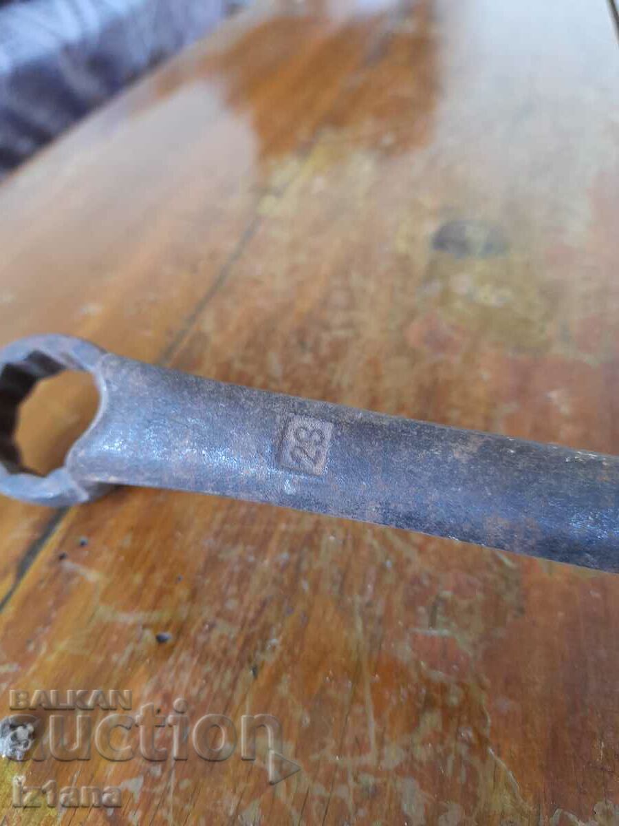 Delivery of Old Tang 27/28 Allen Wrench