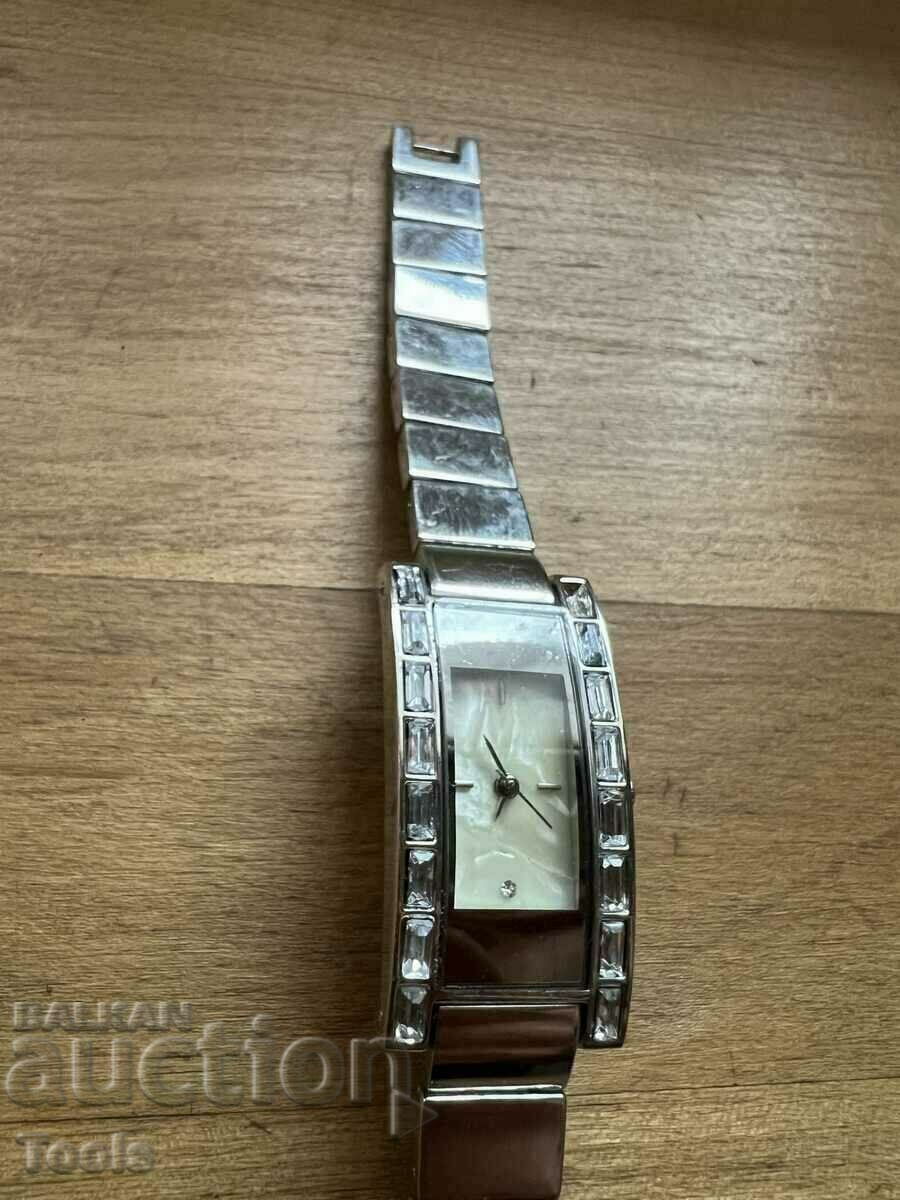 Brand new ladies watch