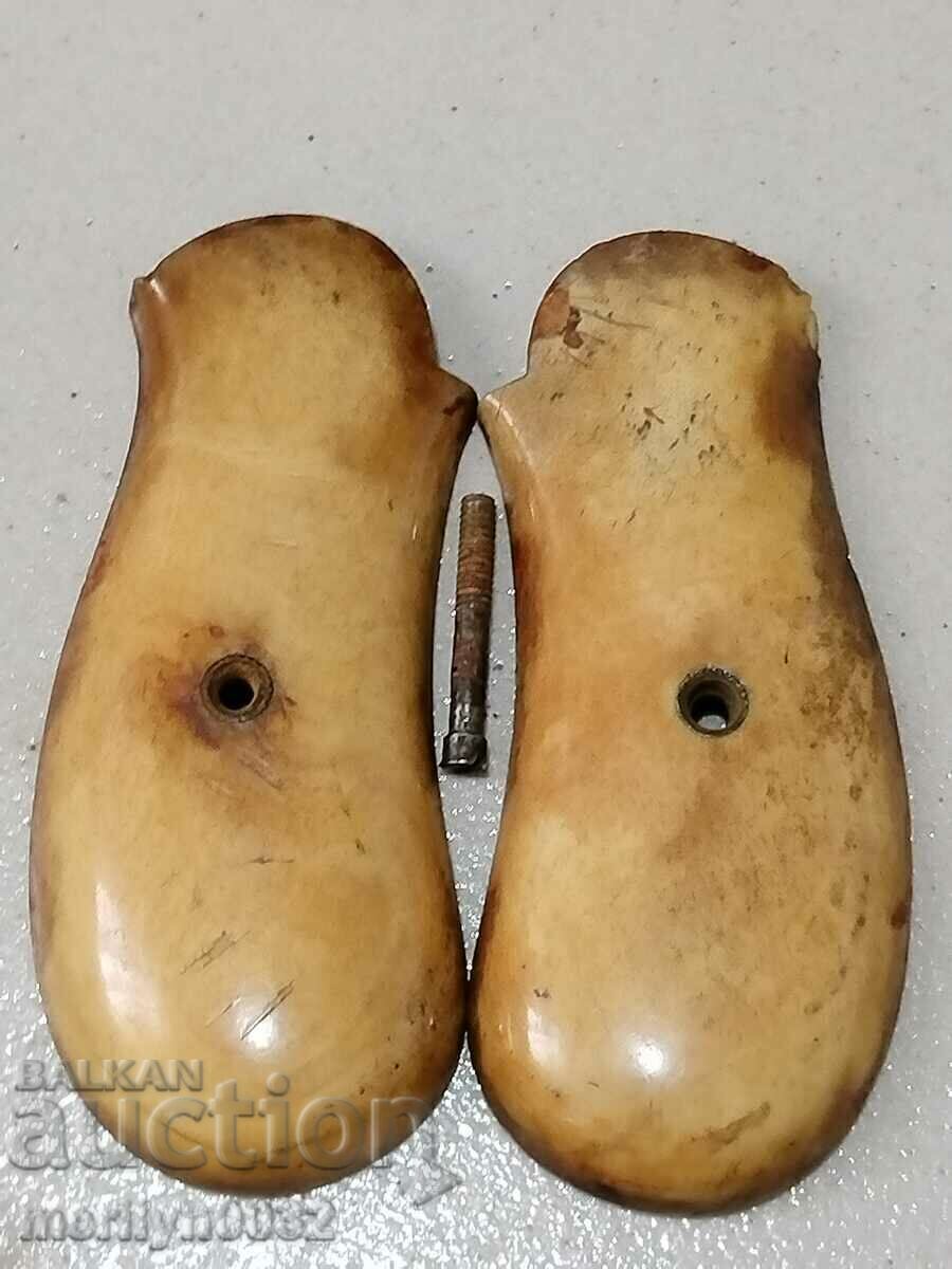 Obuze de revolver Gasser, pistol de frontieră