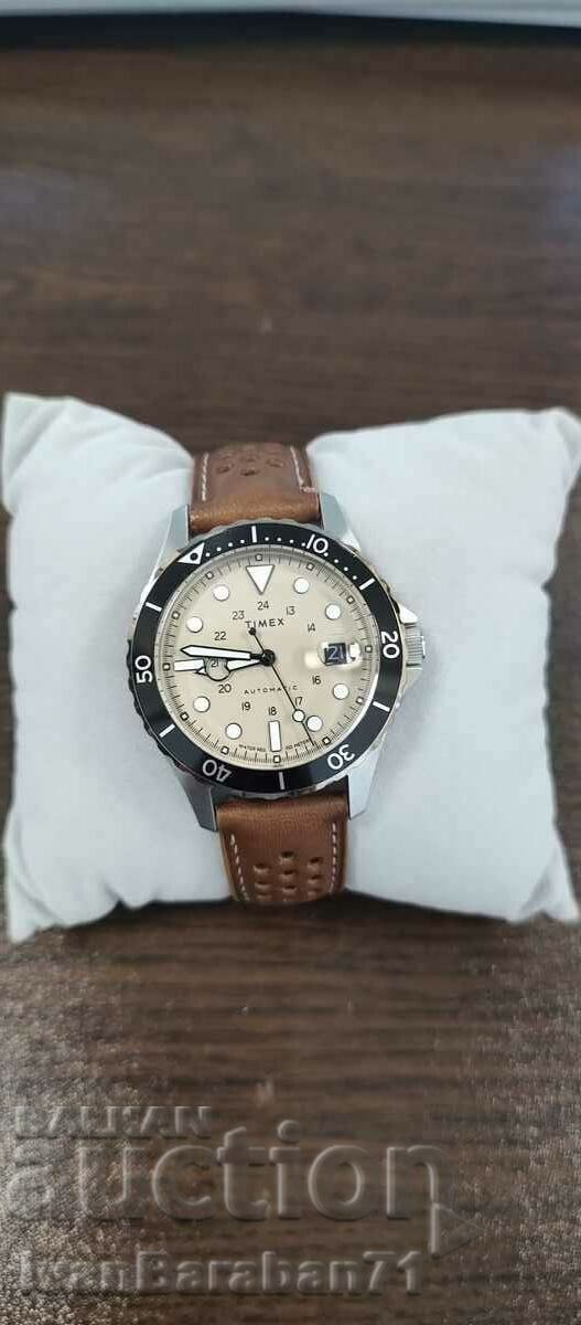 I am selling a unique Timex watch, new