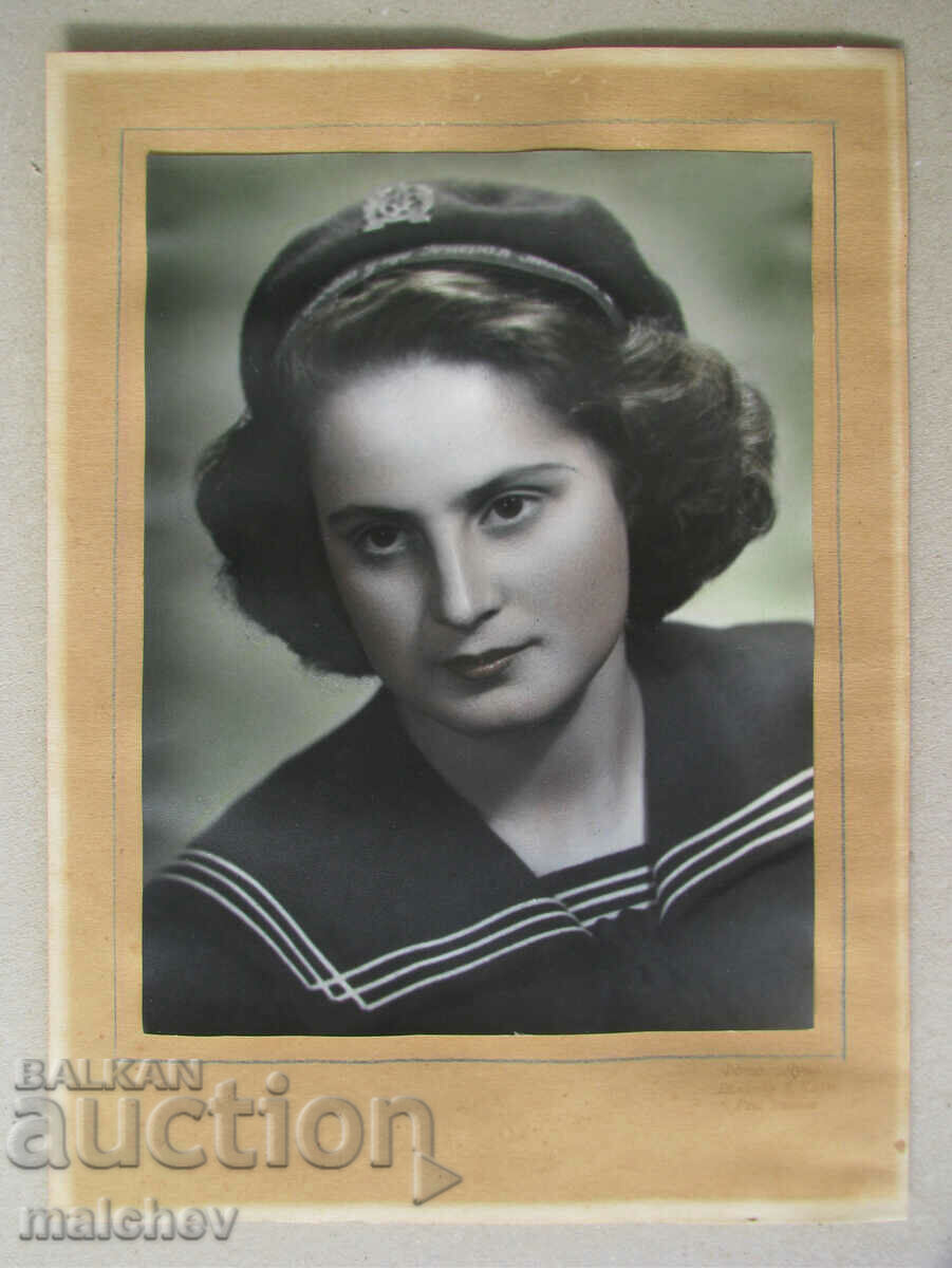 Стара фотография снимка портрет Ученичка ок 1950 Ген. Тошево