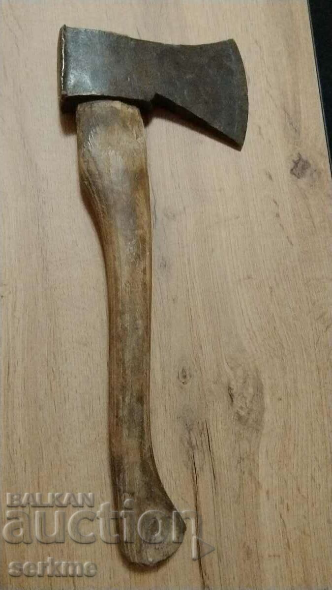 An axe with price 40.00 BGN | € 20.45 An axe with price 40.00 BGN | € 20.45