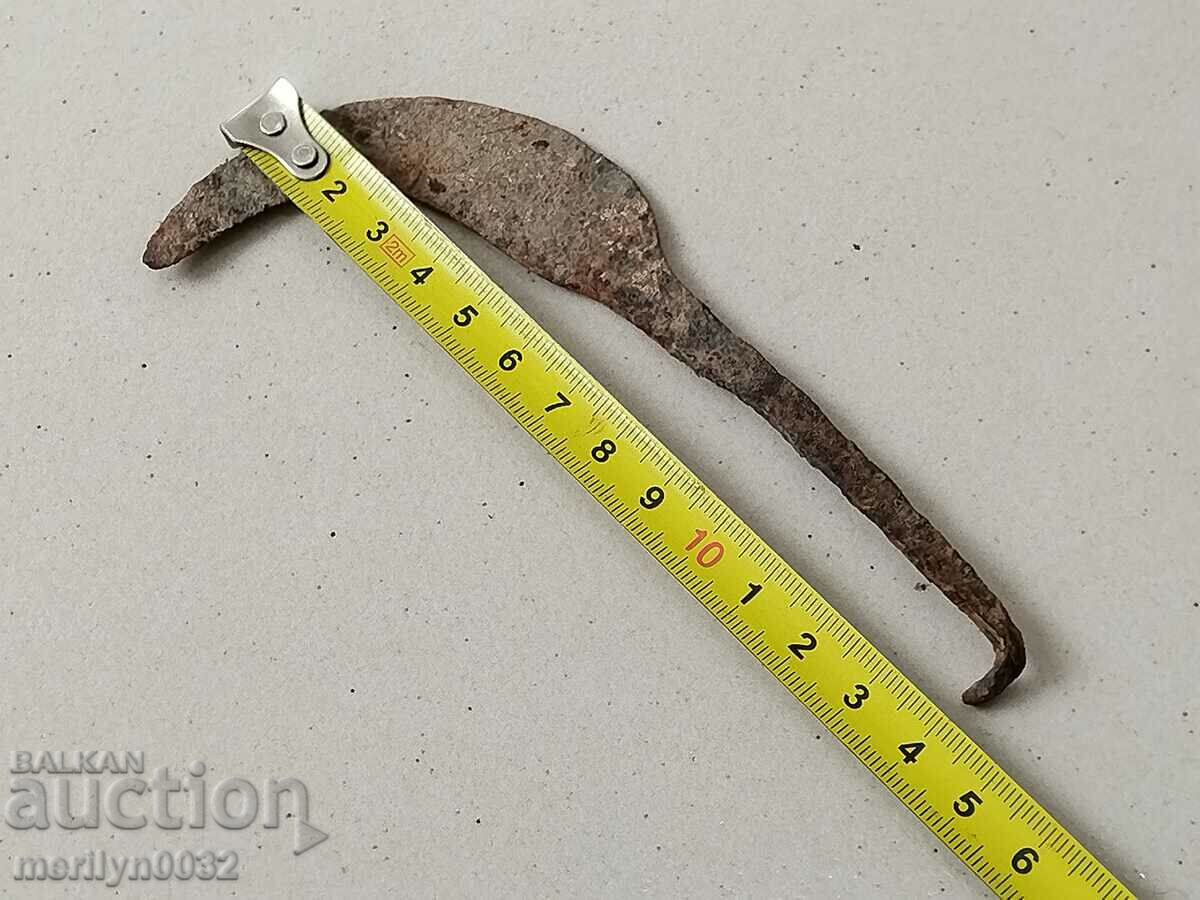 Delivery of Old tool blade koser wrought iron blade Delivery of Old tool blade koser wrought iron blade