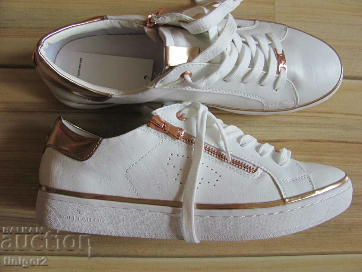 New with tags TOM TAILOR sneakers number 43, white