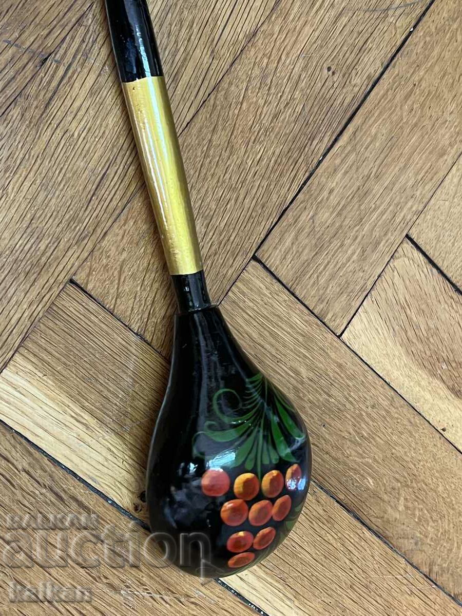 Lingura de lemn cu preț 5.00 BGN | € 2.56 Lingura de lemn cu preț 5.00 BGN | € 2.56