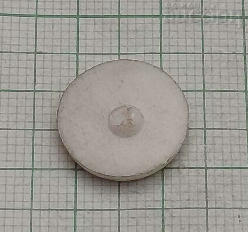 INSIGNA DE ACTOR GRIGOR VACHKOV cu preț 2.00 BGN | € 1.02