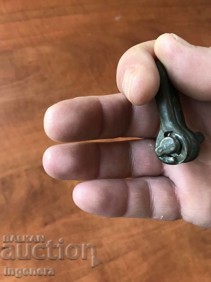 Auction SCHEGEL BRONZE WITH ECCENTRIC LOCK! Auction SCHEGEL BRONZE WITH ECCENTRIC LOCK!