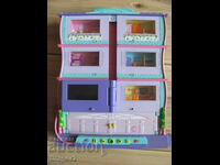 Children's game - dollhouse on batteries