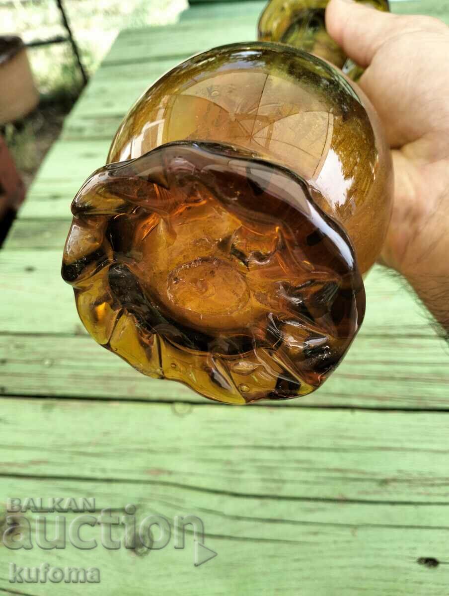 Delivery of Vase made of colored glass Delivery of Vase made of colored glass