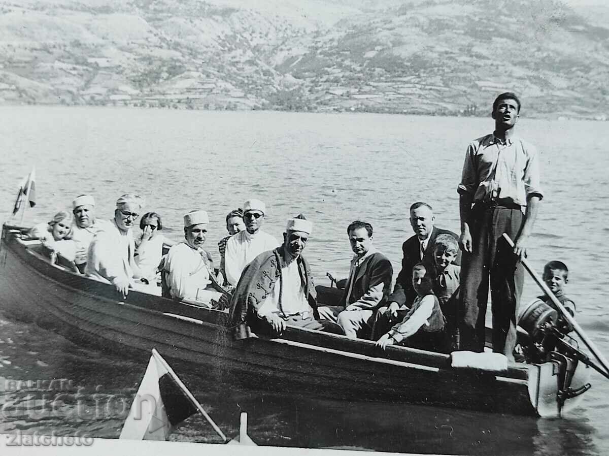 Old photo Kingdom of Bulgaria - Yunak, Yunatsi with price 15.00 BGN | € 7.67 Old photo Kingdom of Bulgaria - Yunak, Yunatsi with price 15.00 BGN | € 7.67