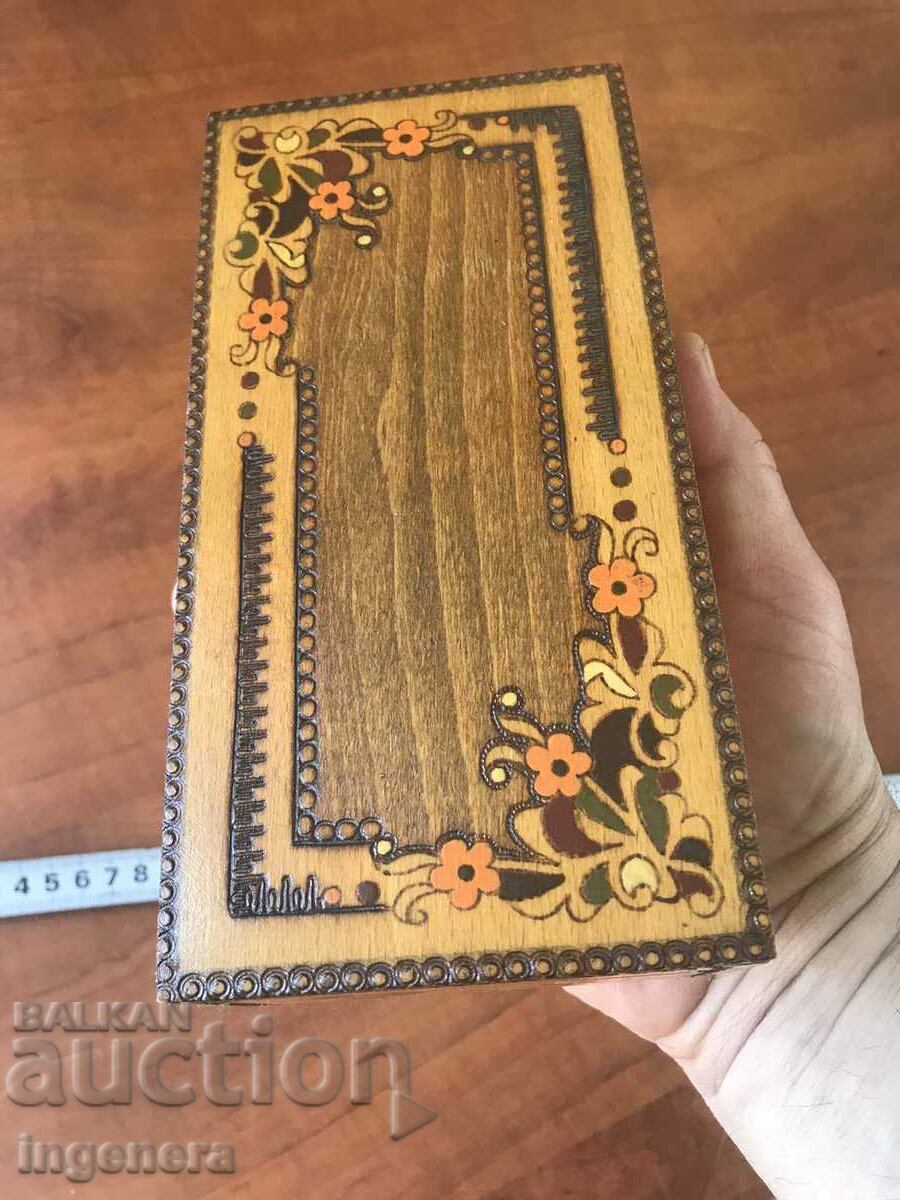 Delivery of BOX WOOD PYROGRAPH DRAWING ANTIQUE FROM SOCA MOSTRA Delivery of BOX WOOD PYROGRAPH DRAWING ANTIQUE FROM SOCA MOSTRA