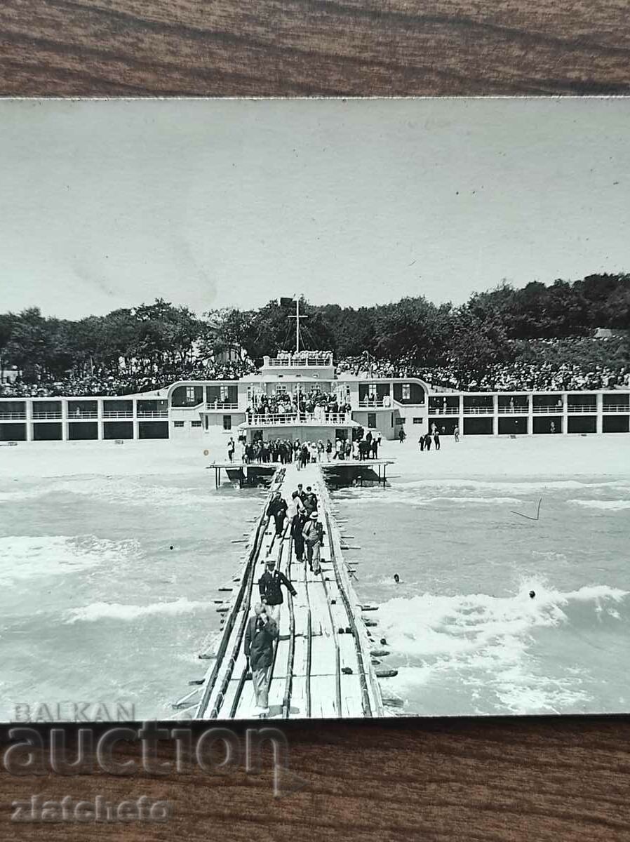 Old photo Kingdom of Bulgaria - Varna, beach with price 15.00 BGN | € 7.67