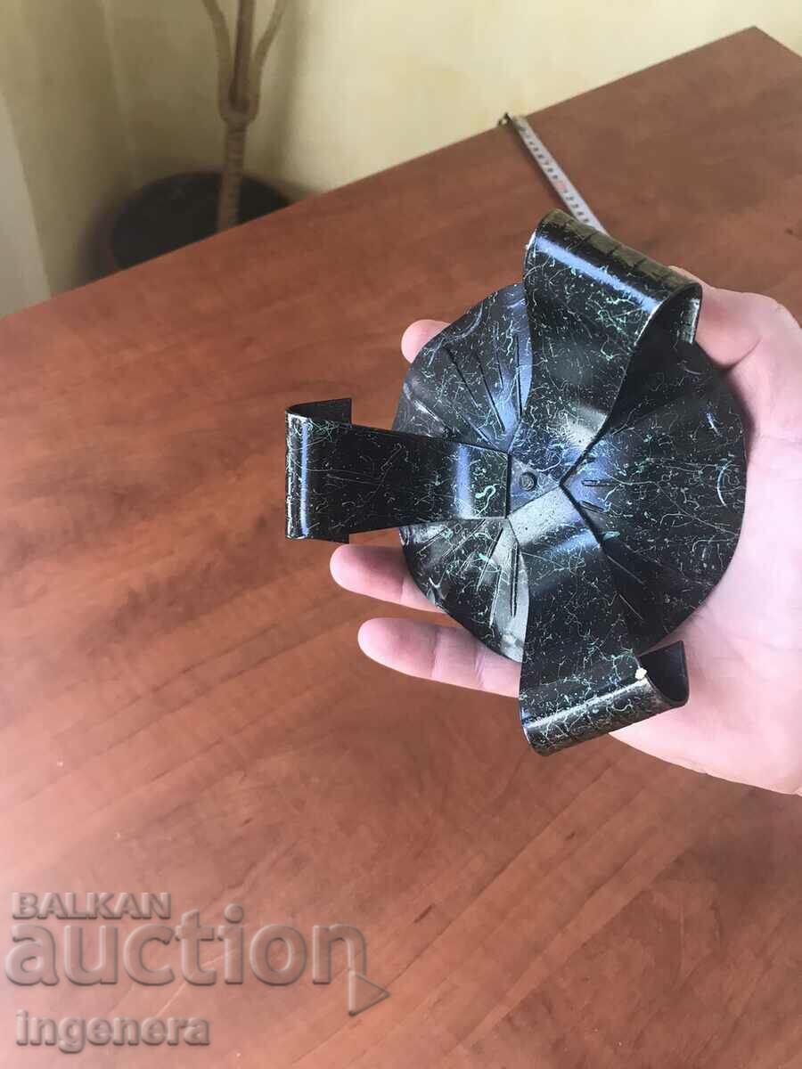 Delivery of CANDLESTICK WROUGHT IRON METAL OLD Delivery of CANDLESTICK WROUGHT IRON METAL OLD