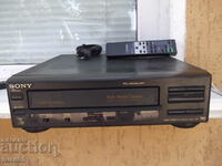 Player video „SONY - SLV-X7” funcționează
