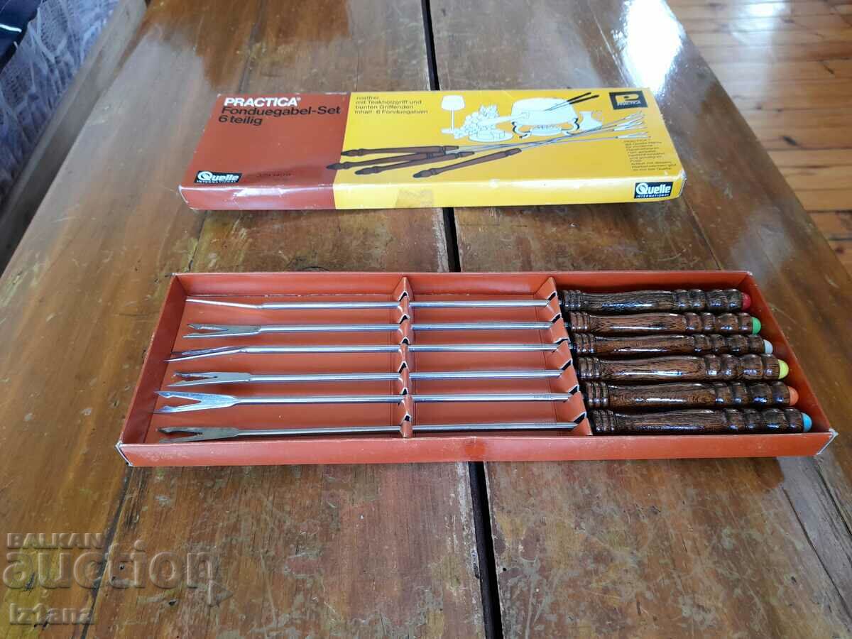 Old Practica fondue forks with price 47.00 BGN | € 24.03 Old Practica fondue forks with price 47.00 BGN | € 24.03