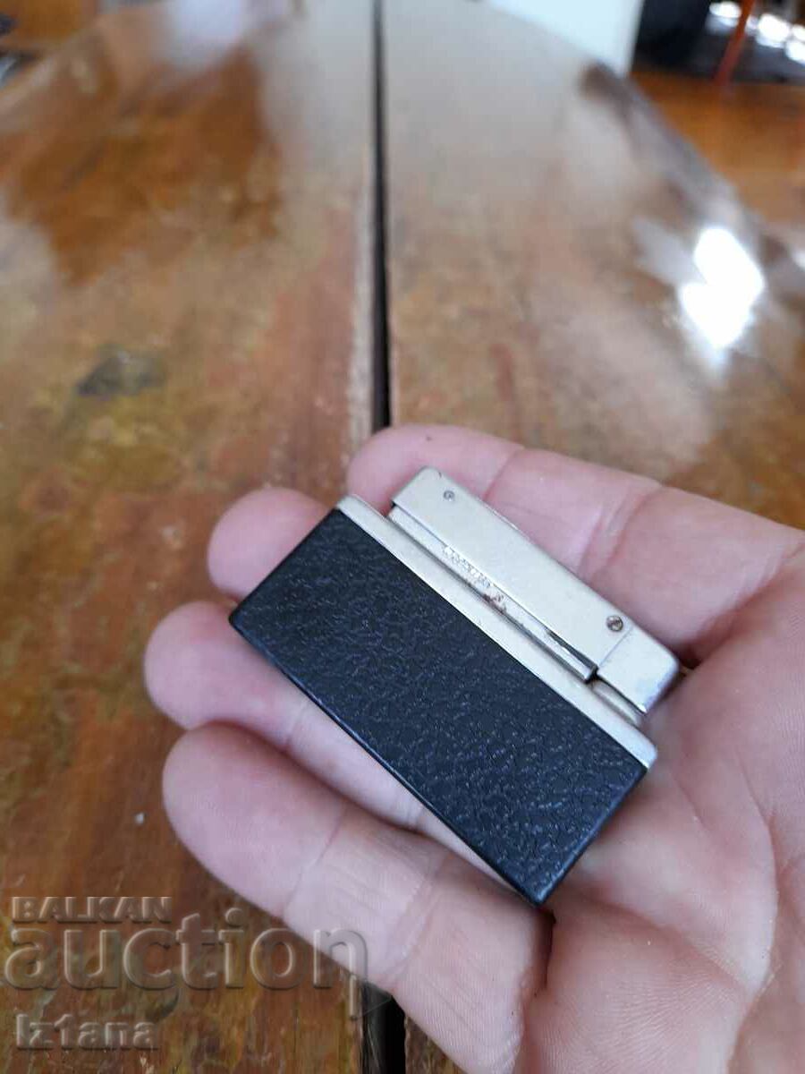 Delivery of Old Consul lighter Delivery of Old Consul lighter