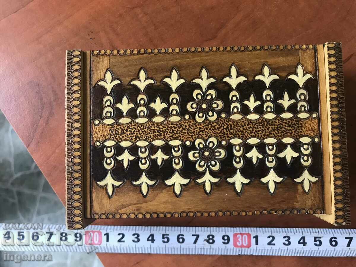 BOX WOOD PYROGRAPH DRAWING ANTIQUE FROM SOCA MOSTRA with price 48.00 BGN | € 24.54 BOX WOOD PYROGRAPH DRAWING ANTIQUE FROM SOCA MOSTRA with price 48.00 BGN | € 24.54
