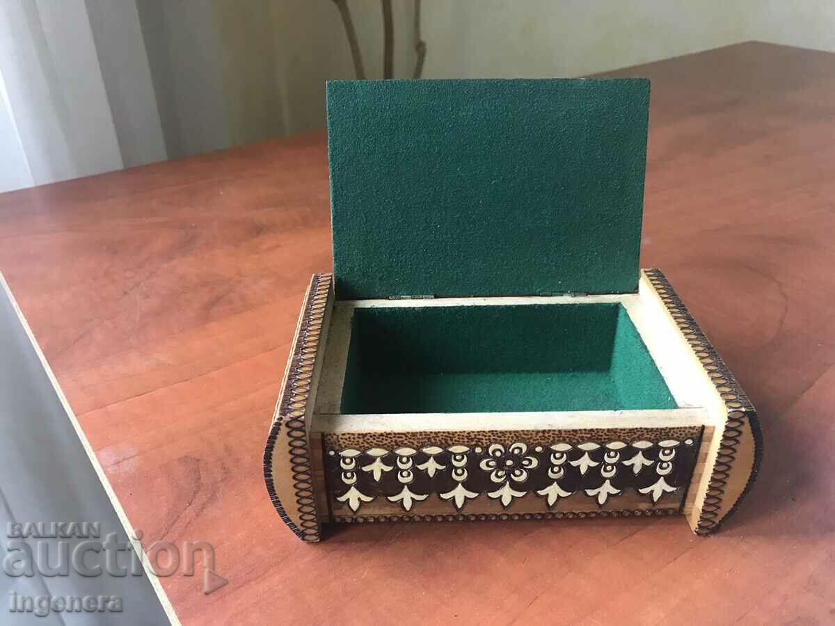 Auction BOX WOOD PYROGRAPH DRAWING ANTIQUE FROM SOCA MOSTRA Auction BOX WOOD PYROGRAPH DRAWING ANTIQUE FROM SOCA MOSTRA