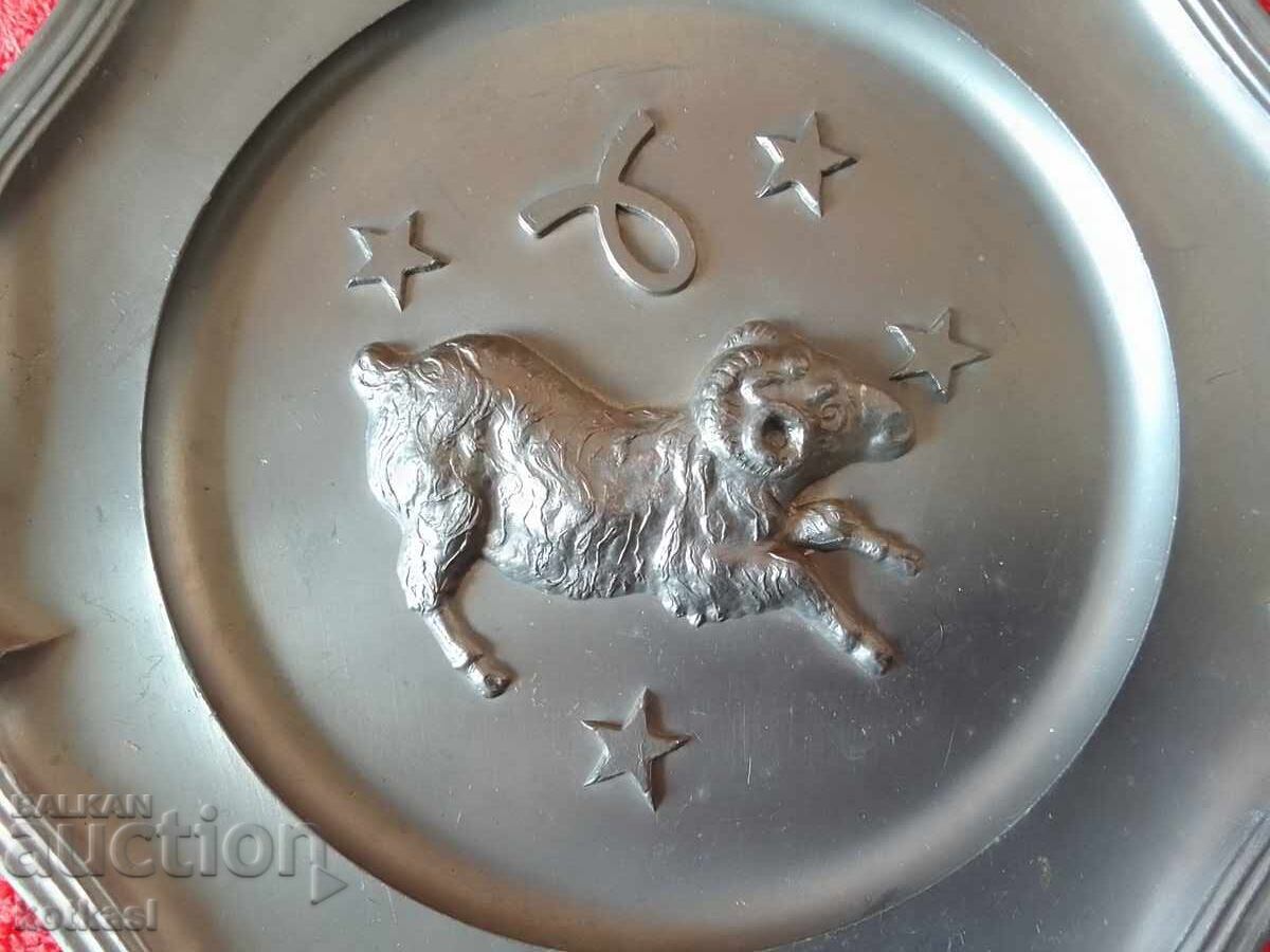 Auction  Solid metal plate wall plaque Aries Sign Marked