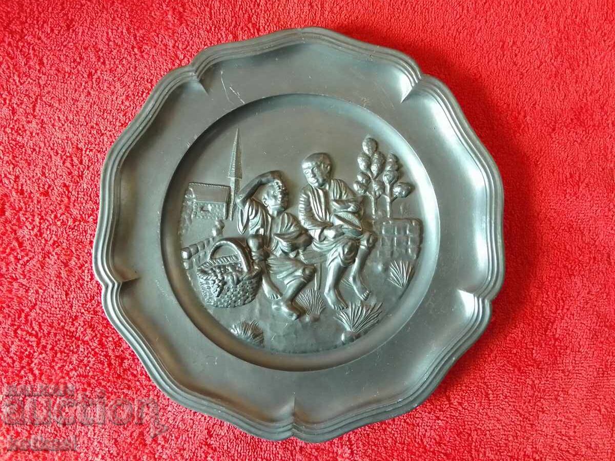 Old Solid Metal Wall Plate Germany "Grozdober" Old Solid Metal Wall Plate Germany "Grozdober"