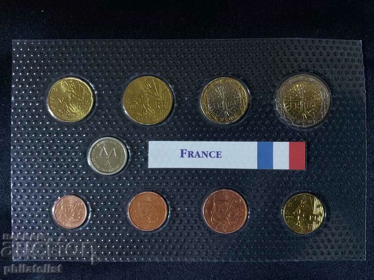 France 1999-2001 - Euro Set 1 Cent to 2 Euro + UNC Medal with price 22.00 BGN | € 11.25