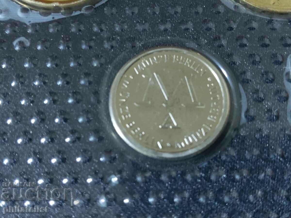 Delivery of Luxembourg 2002 - Euro set from 1 cent to 2 euros + medal