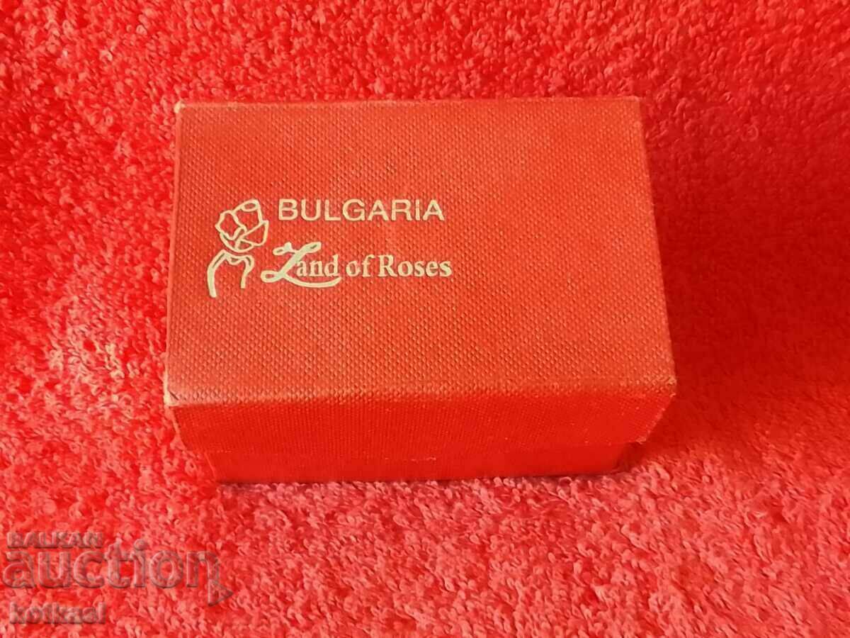 Old glass crystal souvenir Bulgaria land of roses Box - 7 Old glass crystal souvenir Bulgaria land of roses Box - 7