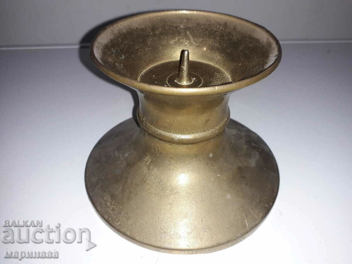 MASSIVE CANDLESTICK. BRASS - 6