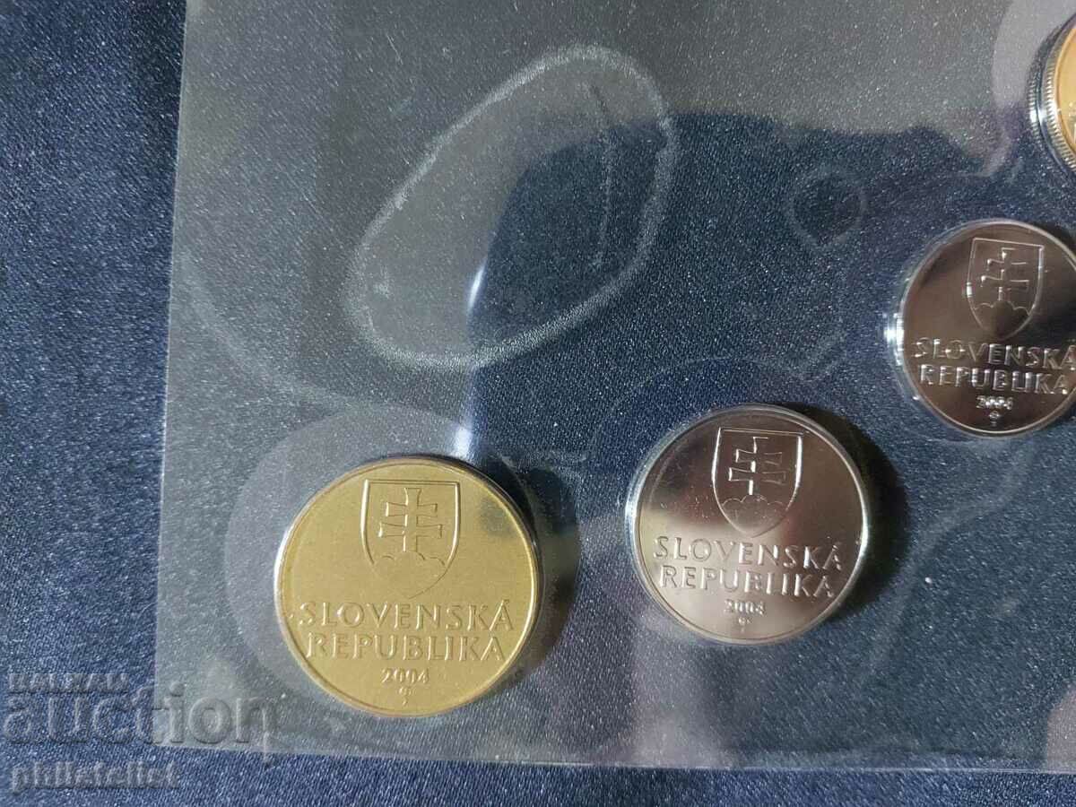 Auction Complete set - Slovakia 2004, 5 coins Auction Complete set - Slovakia 2004, 5 coins