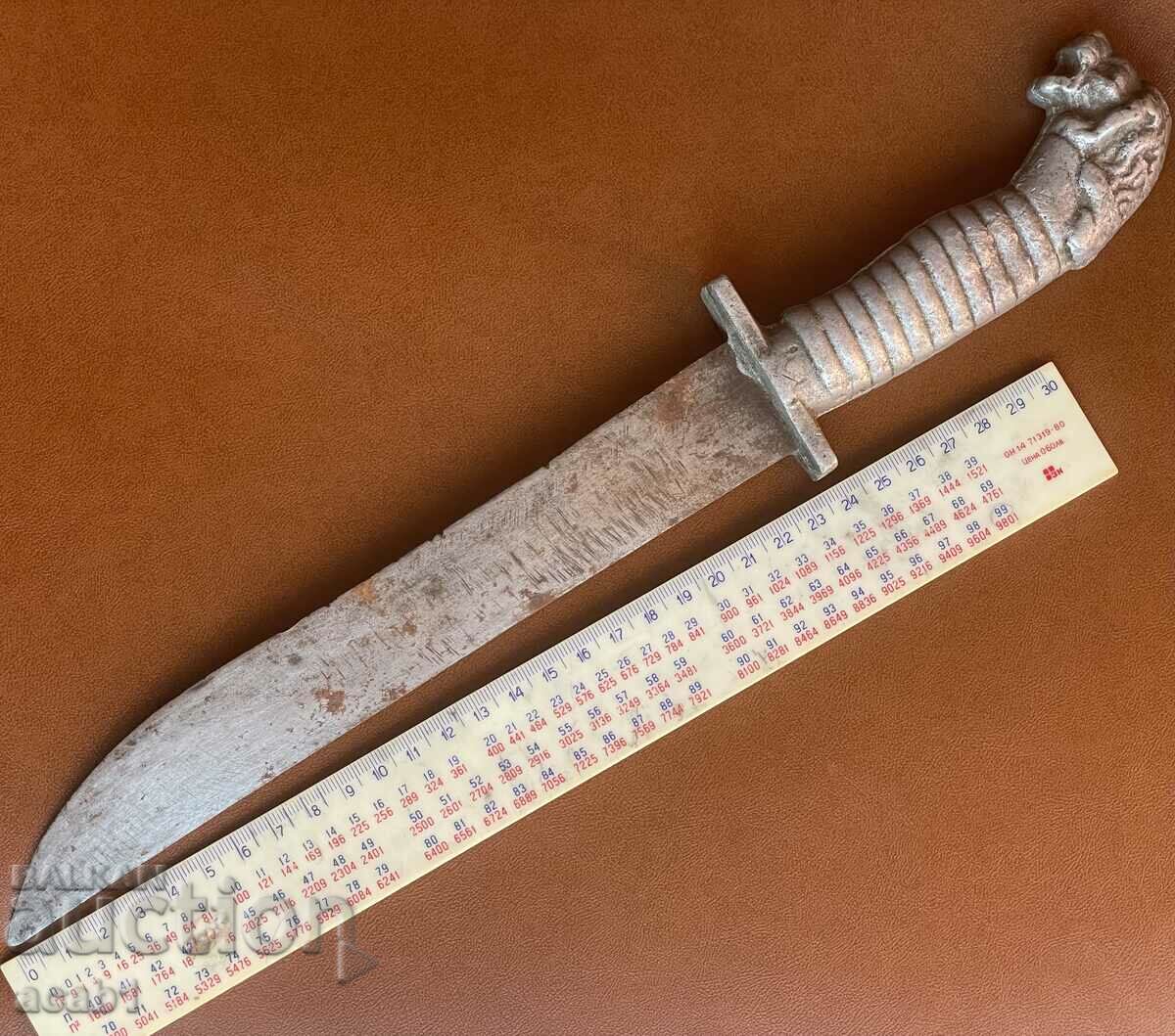 Lion Head Knife Massive with price 69.99 BGN | € 35.79 Lion Head Knife Massive with price 69.99 BGN | € 35.79