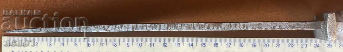 Auction Lion Head Knife Massive Auction Lion Head Knife Massive