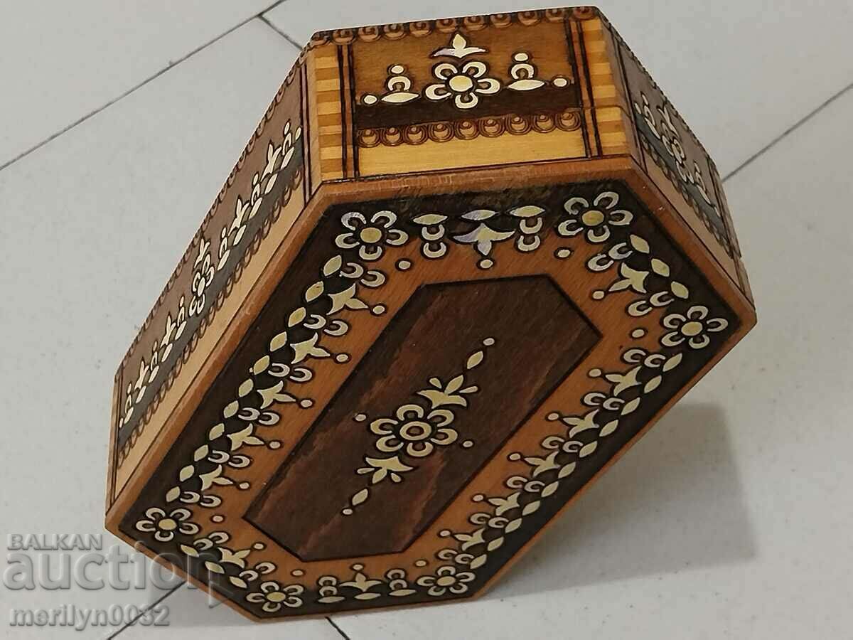 Old wooden pyrographed box SAMPLE 80s NRB - 7 Old wooden pyrographed box SAMPLE 80s NRB - 7