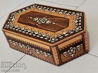 Old wooden pyrographed box SAMPLE 80s NRB