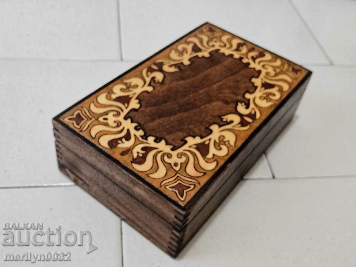Old wooden pyrographed box SAMPLE 80s NRB with price 79.00 BGN | € 40.39 Old wooden pyrographed box SAMPLE 80s NRB with price 79.00 BGN | € 40.39