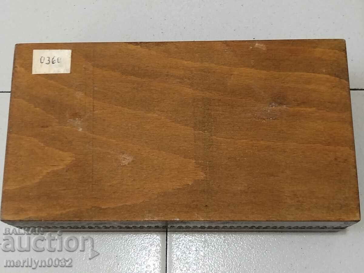 Auction  Old wooden pyrographed box SAMPLE Troyan 80s NRB