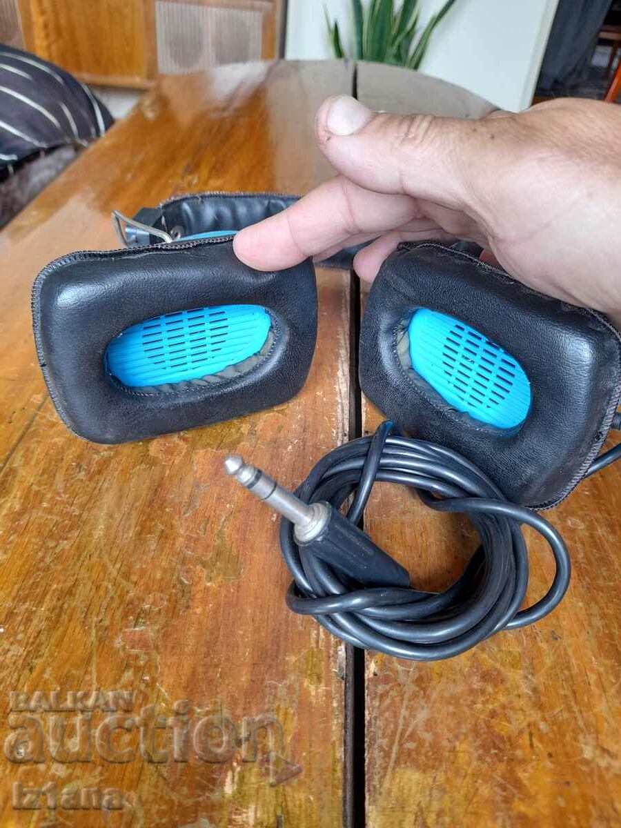 Licitație Căști vechi TDS-6