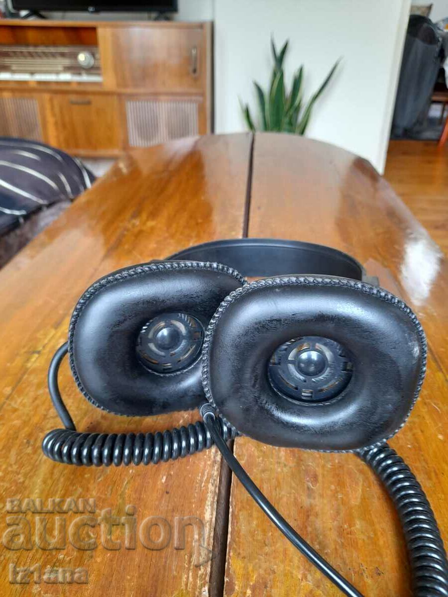 Auction  Old Electronic headphones
