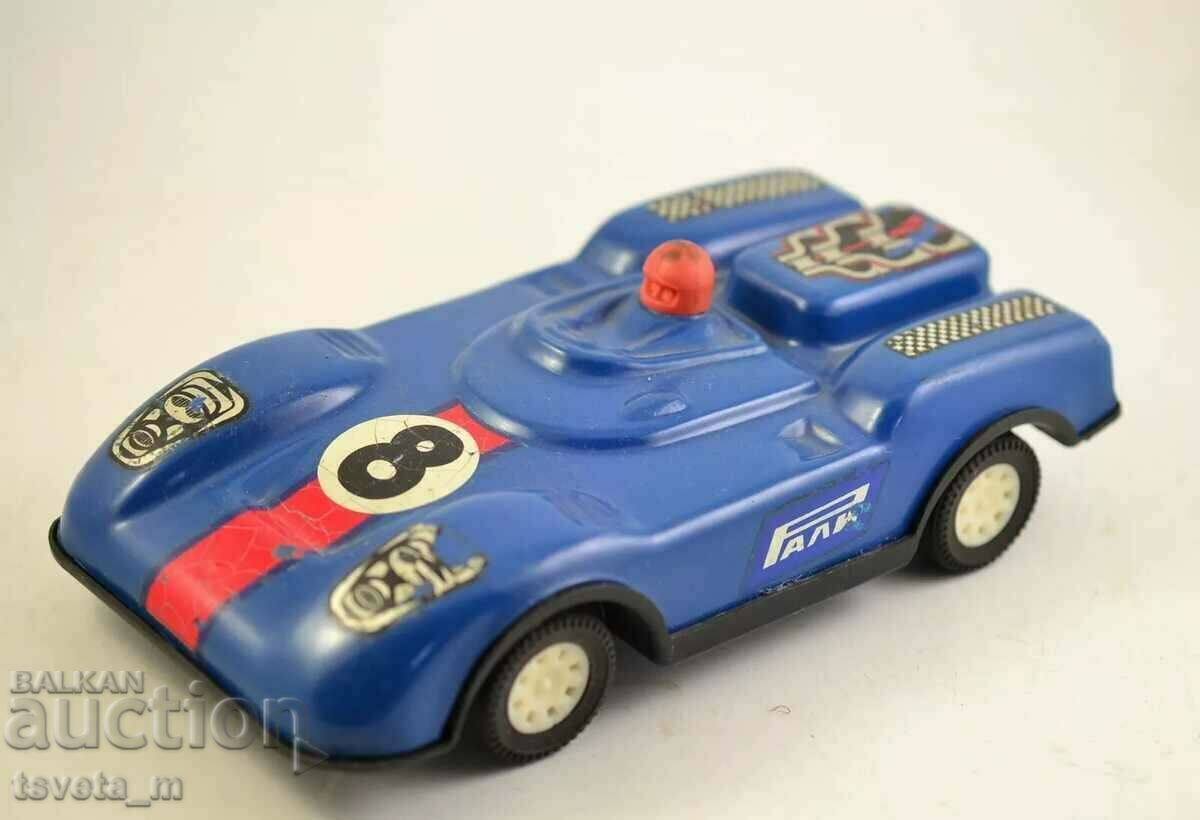 Пластмасова кала РАЛИ фрикционно движение детски играчки соц